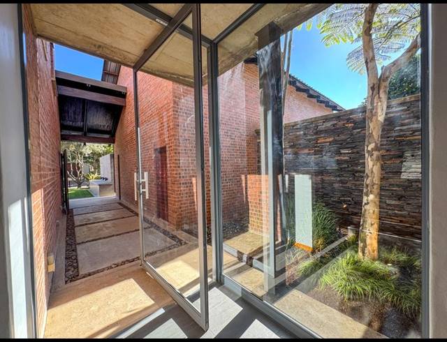 4 BEDROOM HOUSE FOR SALE IN MIDFIELD ESTATE